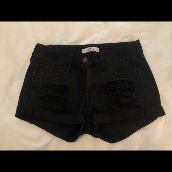 Hollister Black Low Rise Distressed Shorts - Picture 7 of 7
